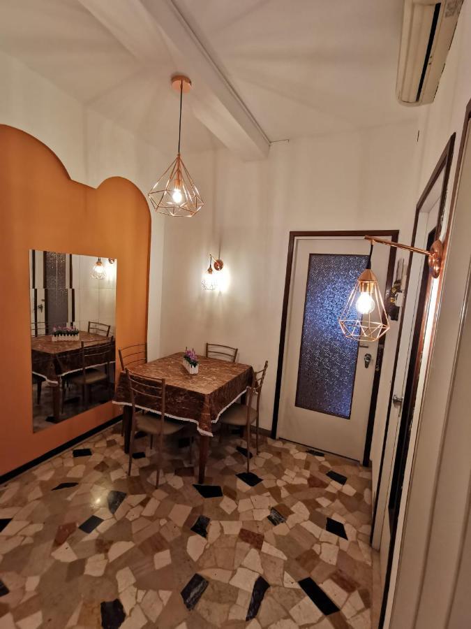 La Casa Di Jennifer Leilighet Parma Eksteriør bilde