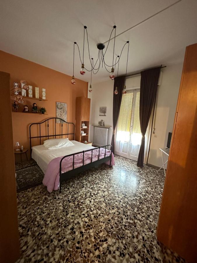 La Casa Di Jennifer Leilighet Parma Eksteriør bilde