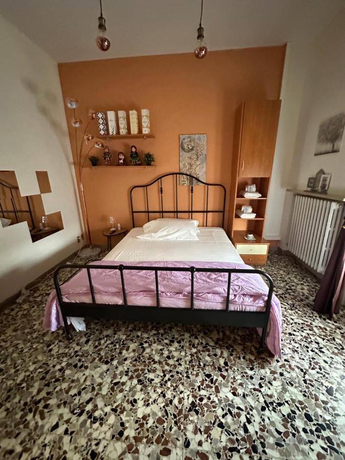 La Casa Di Jennifer Leilighet Parma Eksteriør bilde